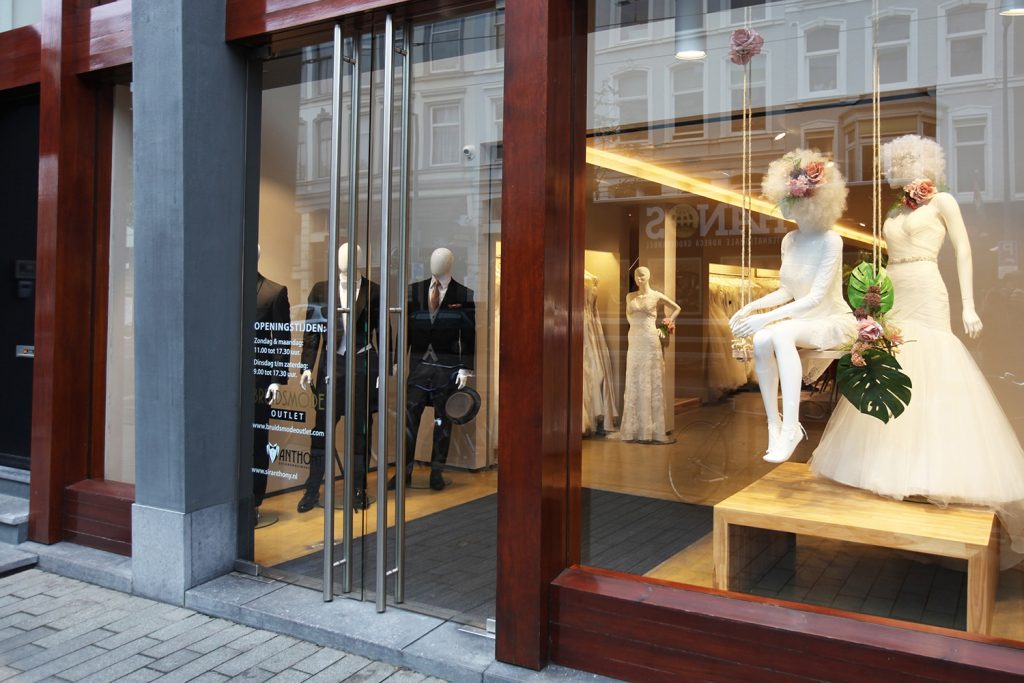 Bruidsmode in hoogvliet